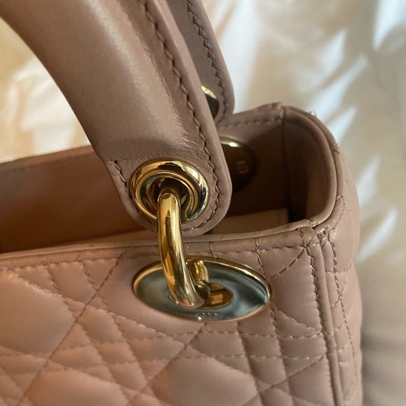 Mini Lady Dior - Picture 11 of 16